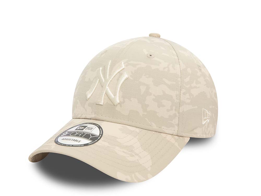 New Era New York Yankees Camo Beige 9Forty Strapback Hat