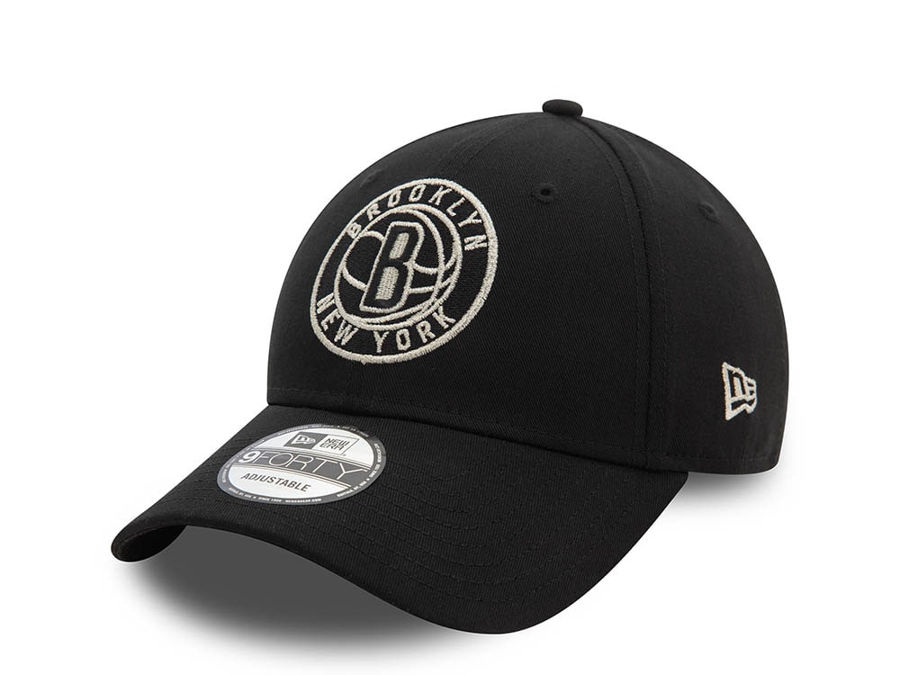 New Era Brooklyn Nets Black Metallic 9Forty Strapback Cap