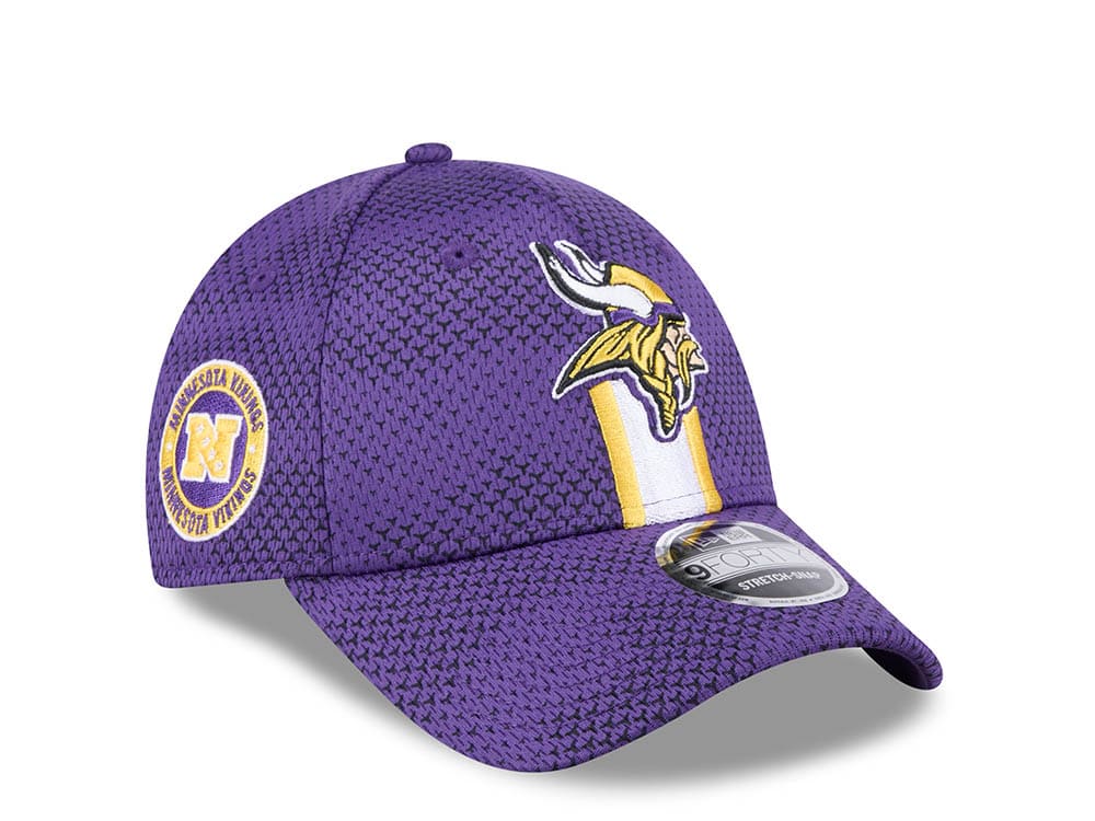 New Era Minnesota Vikings Sideline 2024 9Forty Stretch Snapback Cap