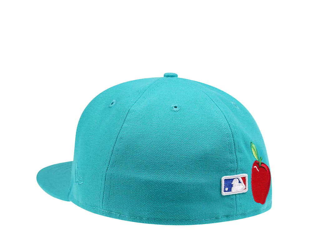 https://www.topperzstore.co.uk/media/image/5d/46/18/new_era_new_york_yankees_icons_teal_59fifty_fitted_cap_2.jpg
